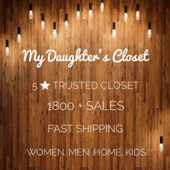 🔸WELCOME to our Closet🔸 - Picture 3 of 5